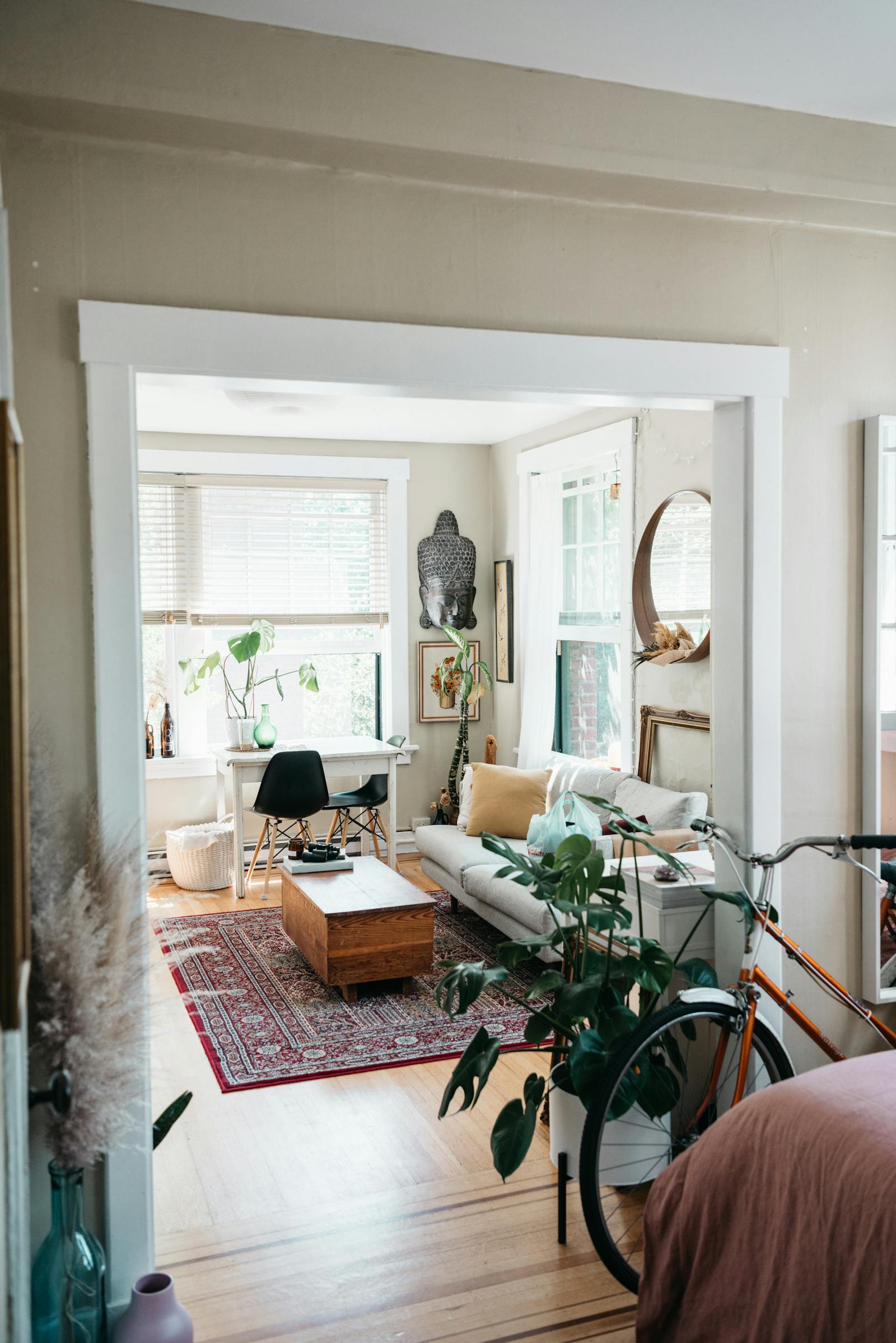 Lounge seating area